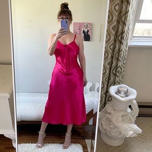 VINTAGE HOT PINK VAL MODE SLIP DRESS LINGERIE NIGHTGOWN SATINY OPEN FIT